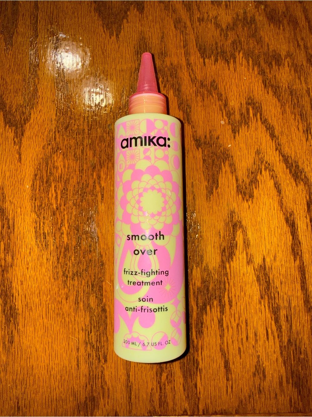 amika smooth over frizz-fighting treatment - yellow & pink